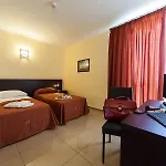 Tiempo Hotel 3*
