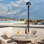Tiempo Hotel