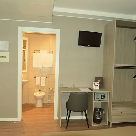 Hotel Tiempo Neapol