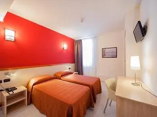 Tiempo Naples