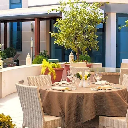 Hotell Tiempo Neapel