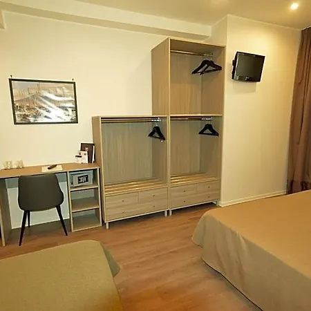 Tiempo Hotell Neapel