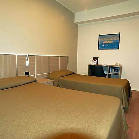 Tiempo Hotell Neapel
