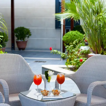 Hotel Tiempo