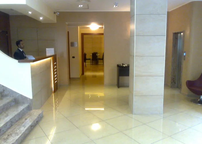 Hotel Tiempo Naples