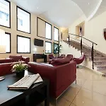 ホテル ティエンポ ナポリ