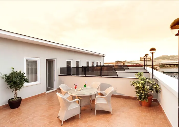 Tiempo Hotel Nápoles